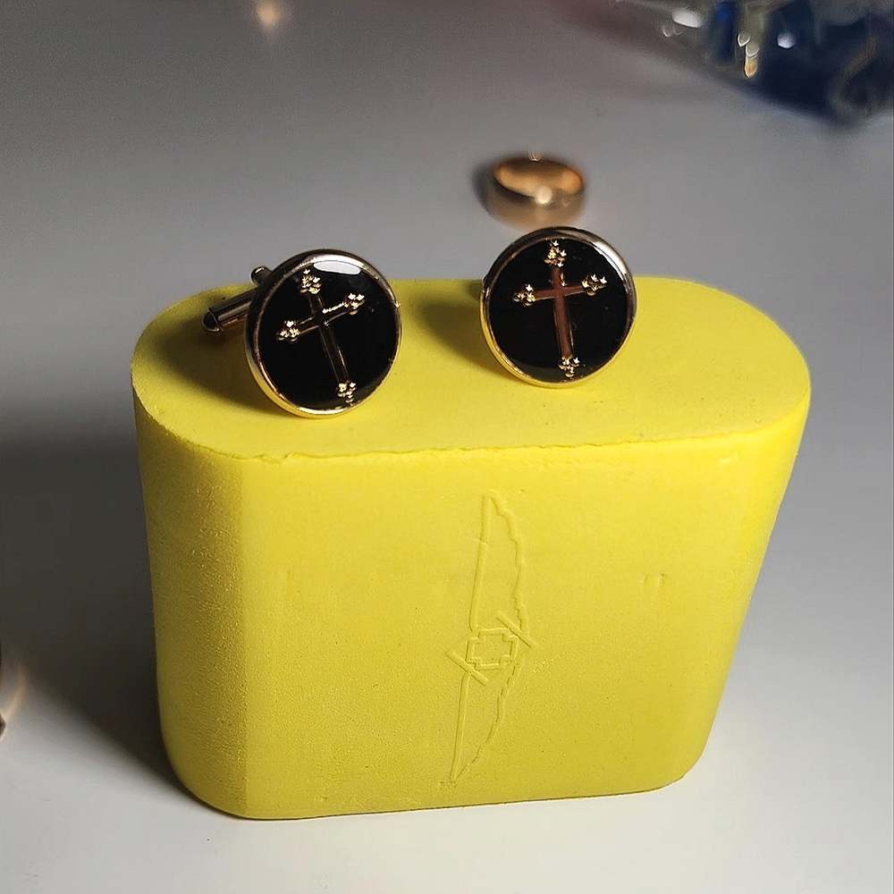 Gold Cufflinks - image 2